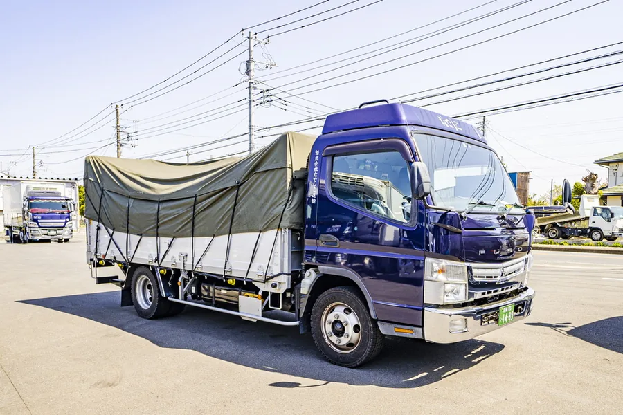 3t平ボディ車（1tゲート付き）